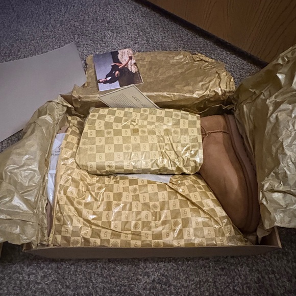 UGG Bailey Bow Tall Boots - Chestnut - Picture 5 of 9